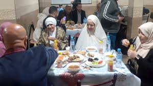 Photo of مائدة على شرف المقيمين بدار المسنين