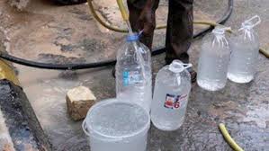 Photo of أزمة ماء بعشر بلديات