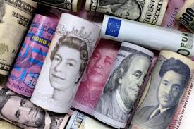 Photo of الدولار يتراجع لصالح الأورو