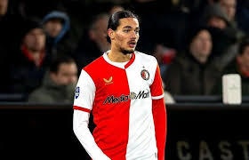 Photo of حاج موسى يخطف الأضواء مجددا