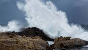 Photo of البحر هائج في هذه السواحل