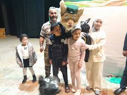 Photo of الأطفال يصممون خشبة المسرح